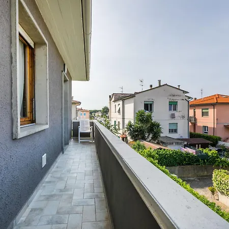 شقة Casa Di Neva By Interhome *